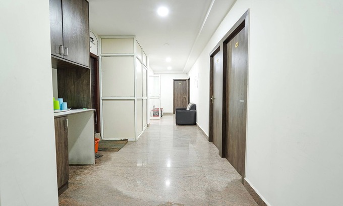 Ramamurthy Nagar Hotel | Fabexpress Lutino Homes