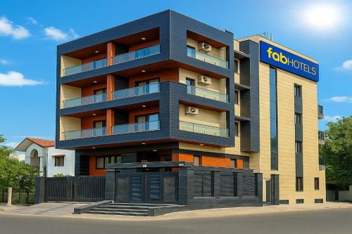 Sector 27 Hotel | FabExpress Vibe