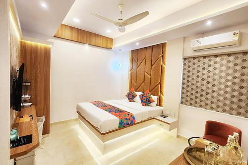 Marol Hotel | FabExpress Wynd - Nr Mumbai International Airport