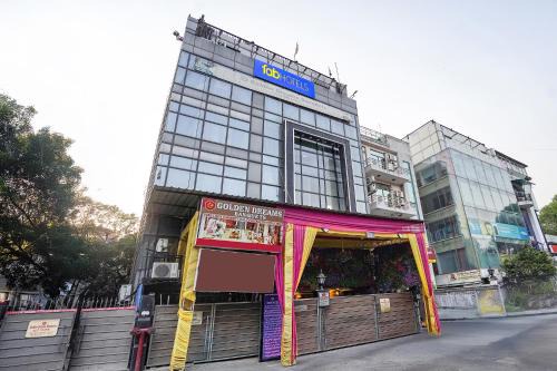 Kalkaji Hotel | FabHotel Golden Eye Inn