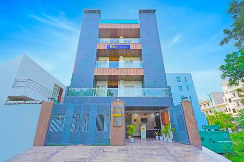 Noida Hotel | FabHotel Grand Olive I