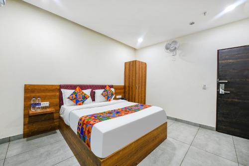 Mohali Hotel | FabHotel HC Dream Majestic