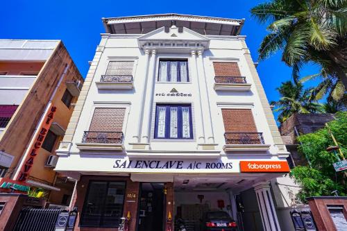 Chromepet Hotel | FabHotel MM Residency