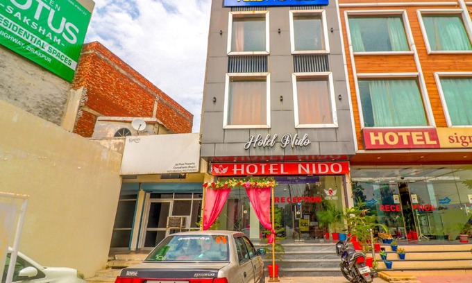 Zirakpur Hotel | FabHotel Nido Residency - Fully Vaccinated Staff