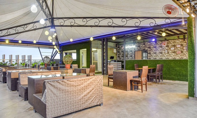 Bhopal Hotel | Fabhotel Om Palace