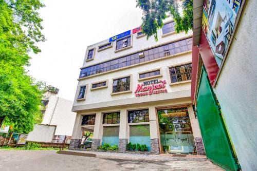 Bhopal Hotel | FabHotel Prime Manjeet