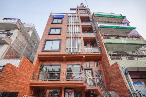 Varanasi Hotel | FabHotel Raghav Raj Inn