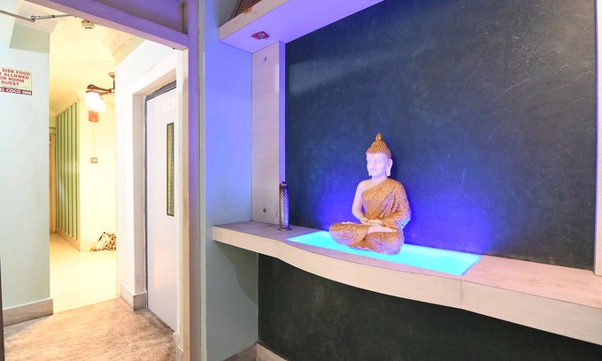 Kolkata Hotel | Fabhotel The Coco Inn