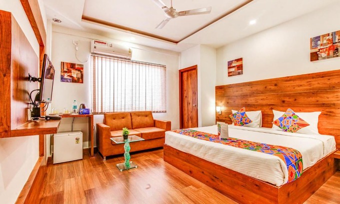 Pulikeshi Nagar Hotel | FabHotel Vista Suites Bangalore East Railway Station