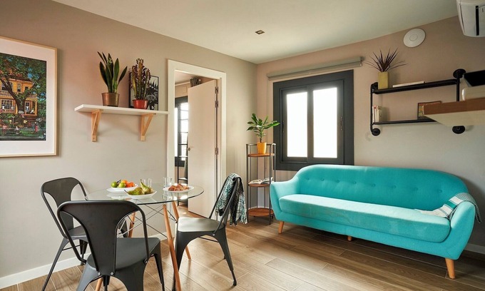 Porta Apartamento | BeBarceloner Sant Andreu Apartments with terrace