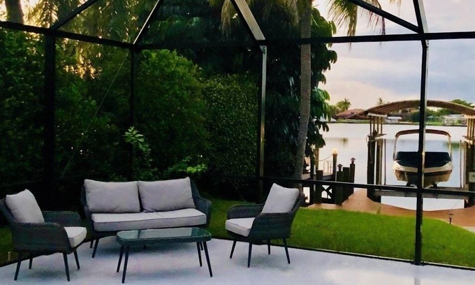 Eight Lakes Casa | Fabulosa villa de 4 dormitorios frente al mar para sus vacaciones de ensueño perfecto!