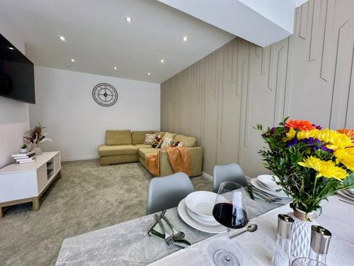 Bournemouth Casa | Fabulous and Relaxing Holiday Sand Beach and Sun