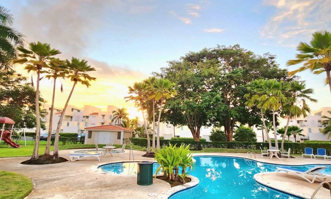 Dorado del Mar Casa | Fabulosa propiedad de playa!