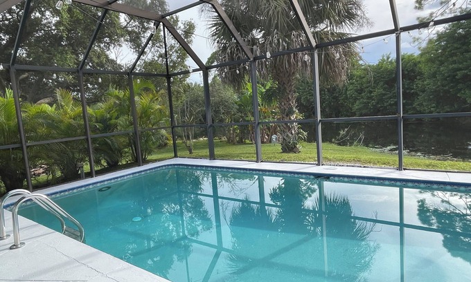 Big Cypress Golf and Country Club Casa | Fabulous centrally located 3-bedroom house with private pool in Naples