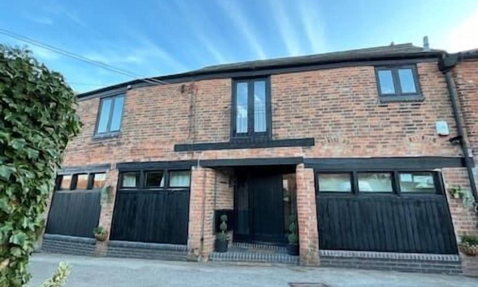 Southwell Cabaña | Fabulous character property in the heart of Southwell
