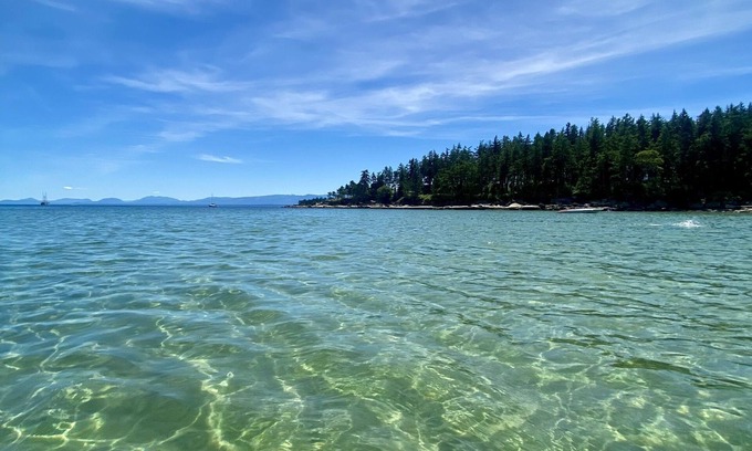 Regional District of Nanaimo Cabaña | Fabulous cottage in the heart of Qualicum Beach. Inspired by Nature.