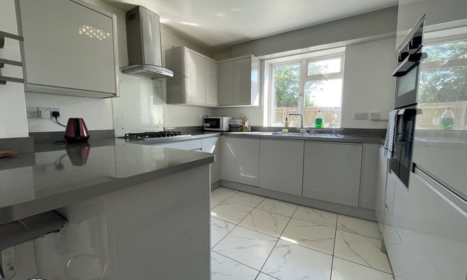 Bradley Stoke Casa | Confortable-Casa-Baño Privado