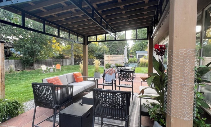 Arapahoe Ridge Casa | Fabulous family home in beautiful Boulder
