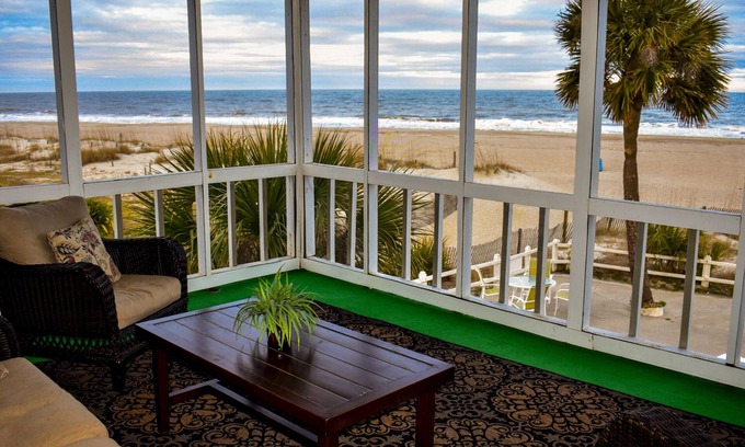 Tybee Island Villa | Fall Specials fabuloso frente al mar con vistas panorámicas toneladas de espacio