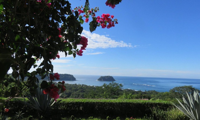 Sámara Villa | Fabulosa vista al mar, a poca distancia de la playa