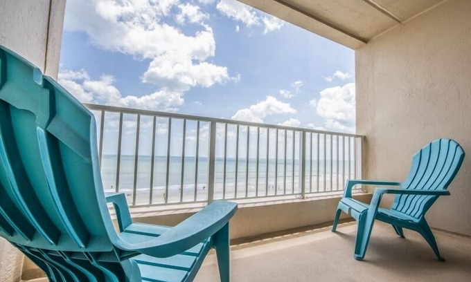 Ponce Inlet Condominio | Fabulous Views from this South East Corner Unit at South Point Unit 411