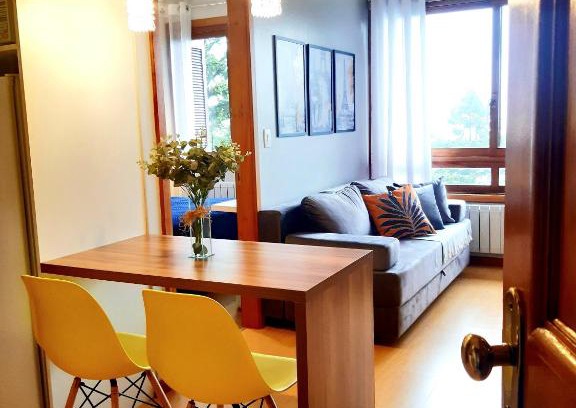 Bairro Lago Negro Apartamento | Faça tudo a pé! Vista! Ar cond! Tv Smart!