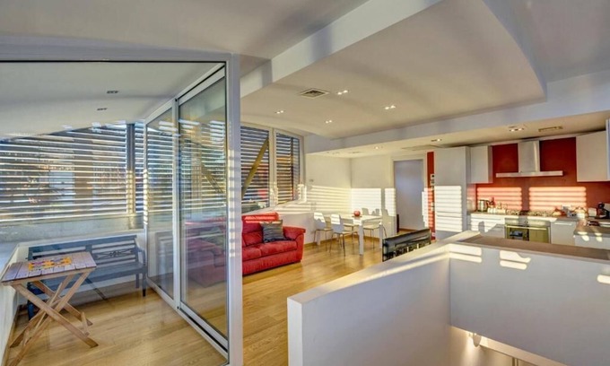 San Siro Apartamento | Facing San Siro Stadium 4 beds 300meters from the metro with garage