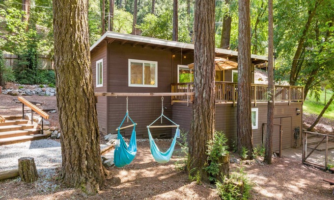 Hacienda Cabina | Faeya Grove - Charming Family Getaway! Remodeled, short drive to Russian River.