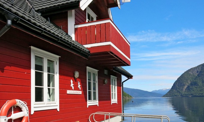 Vik Apartamento | Fagerdalsnipi by Interhome