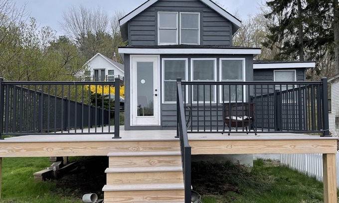 Fair Haven Cabaña | Fair haven cutie