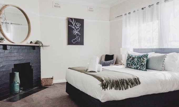 Central Mudgee Cabaña | Fairbairn Cottage Living in the Heart of Mudgee