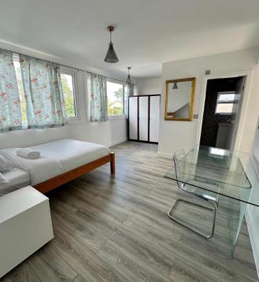 Leicester Casa | Fairestone House
