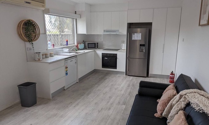 Fairfield Casa | Fairfield 3 Bed House Netflix andFree Parking