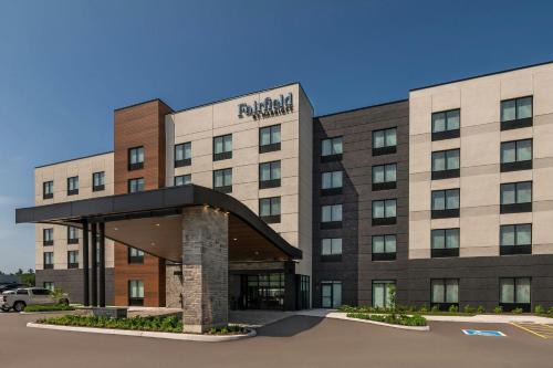 Gravenhurst Hotel | Fairfield by Marriott Inn & Suites Gravenhurst Muskoka