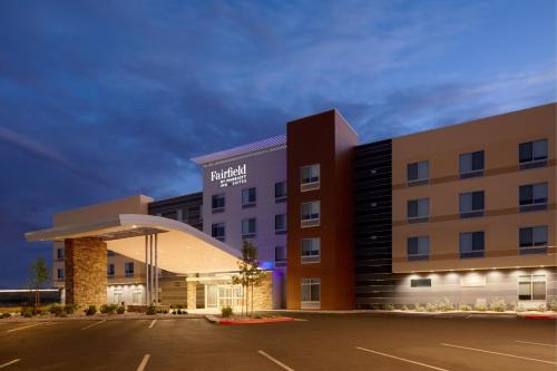 Palmdale Hotel | Fairfield by Marriott Inn & Suites Palmdale West