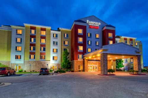 Central Oklahoma City Hotel | Fairfield Inn and Suites by Marriott Oklahoma City Airport