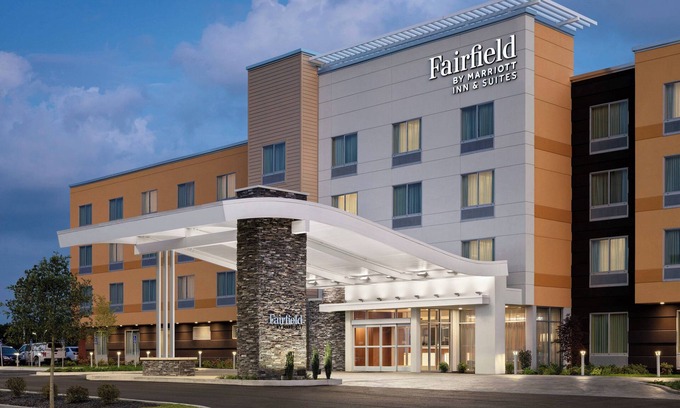 Austinburg Hotel | Fairfield Inn & Suites by Marriott Ashtabula