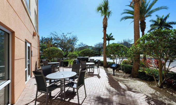 Fort Pierce Hotel | Fairfield Inn & Suites by Marriott Fort Pierce