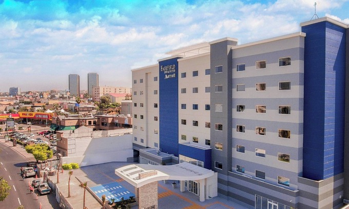 Zona Río Hotel | Fairfield Inn & Suites by Marriott Tijuana