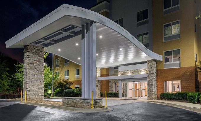 Lithonia Hotel | Fairfield Inn & Suites by Marriott Atlanta Stonecrest