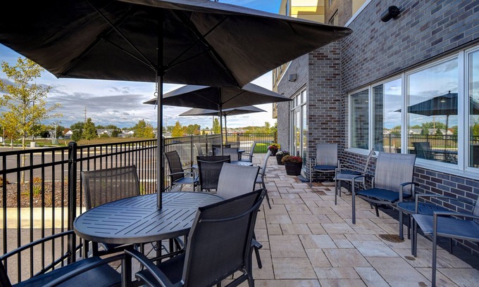 Wyoming Hotel | Fairfield Inn & Suites by Marriott Grand Rapids Wyoming
