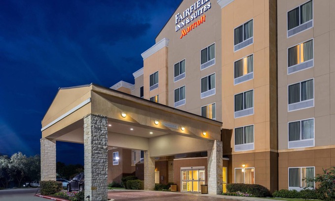 Schertz Hotel | Fairfield Inn & Suites by Marriott San Antonio NE/ Schertz