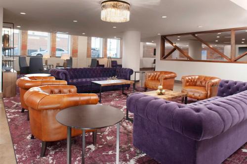 Downtown Dallas Hotel | Fairfield Inn & Suites by Marriott Dallas Downtown