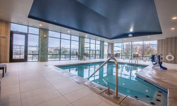 Highland Hotel | Fairfield Inn & Suites by Marriott Denver Downtown