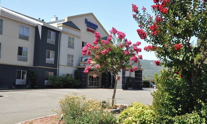 Ukiah Hotel | Fairfield Inn & Suites by Marriott Ukiah - Mendocino County