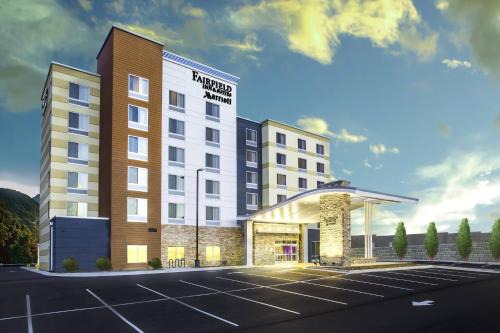 Asheville Hotel | Fairfield Inn & Suites by Marriott Asheville Tunnel Road