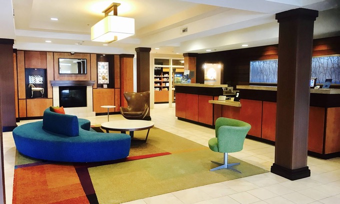 Sacramento Hotel | Fairfield Inn & Suites by Marriott Sacramento Airport Natomas