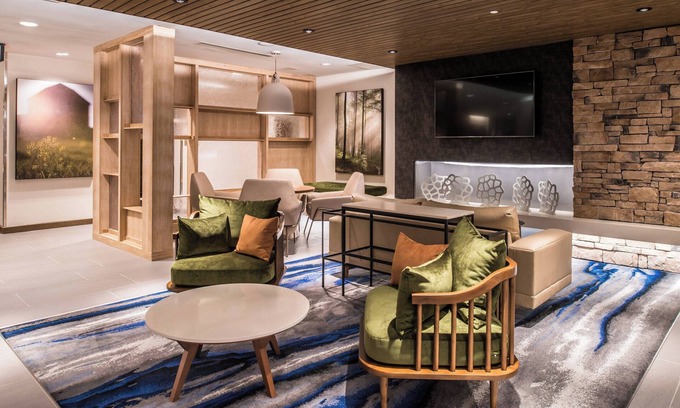 Staunton Hotel | Fairfield Inn & Suites by Marriott Staunton