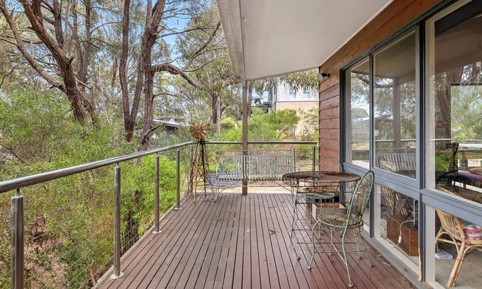 Fairhaven Casa | Fairhaven Escape - Beautiful Pet-friendly Home