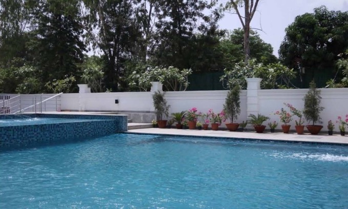 Sat Bari Hotel | FAIRLIE HOTEL&RESORTS